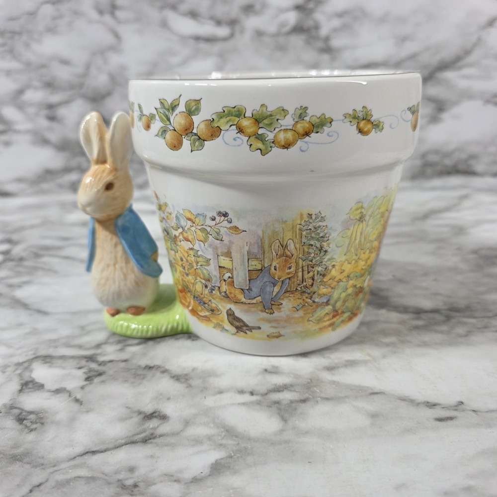 Planter Peter Rabbit Beatrix Potter Basket Teleflora 1997 Ceramic Flower Pot